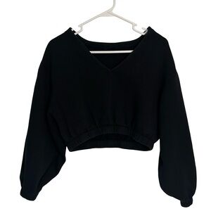 Urban Outfitters Black V-Neck Crop Top